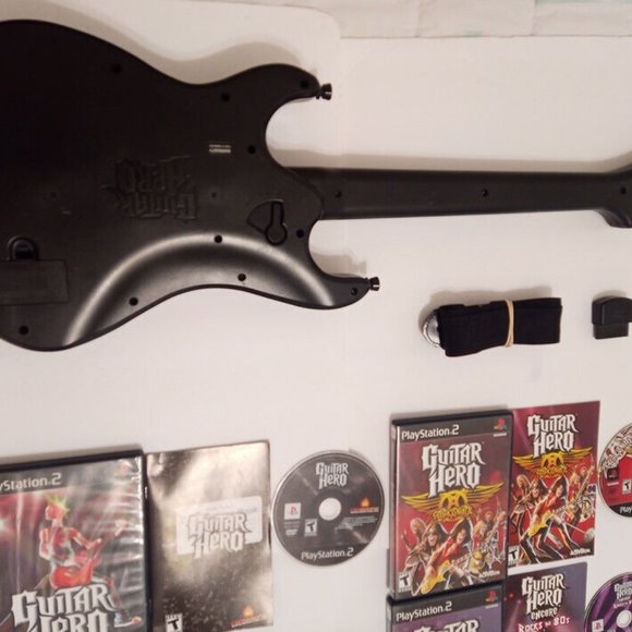 PS2 Kramer Striker Guitar Hero Wireless Bundle Dongle 4 Games Playstation 2 - Picture 3 of 15